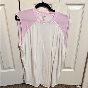 SKIMS Soft Pink and White Sleeveless Tee